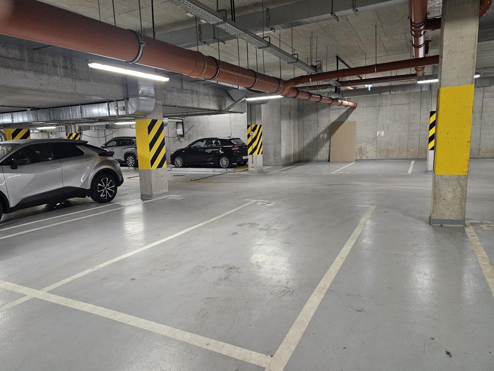 Apartment Urban Global Skyline, 25th Floor No 19, Free Garage, Self Check-in