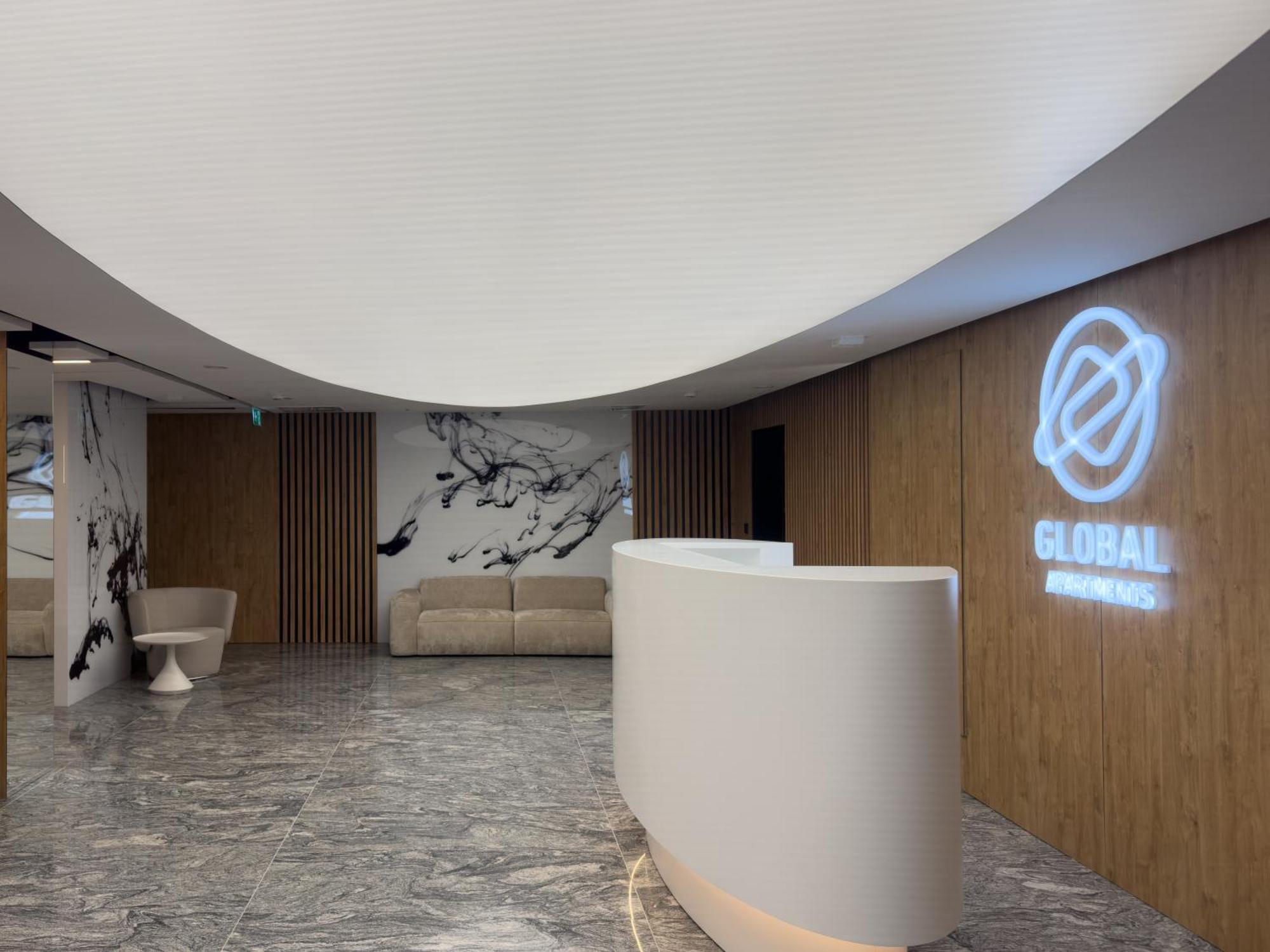 Urban Global Skyline, 25th Floor No 19, Free Garage, Self Check-in * Katowice