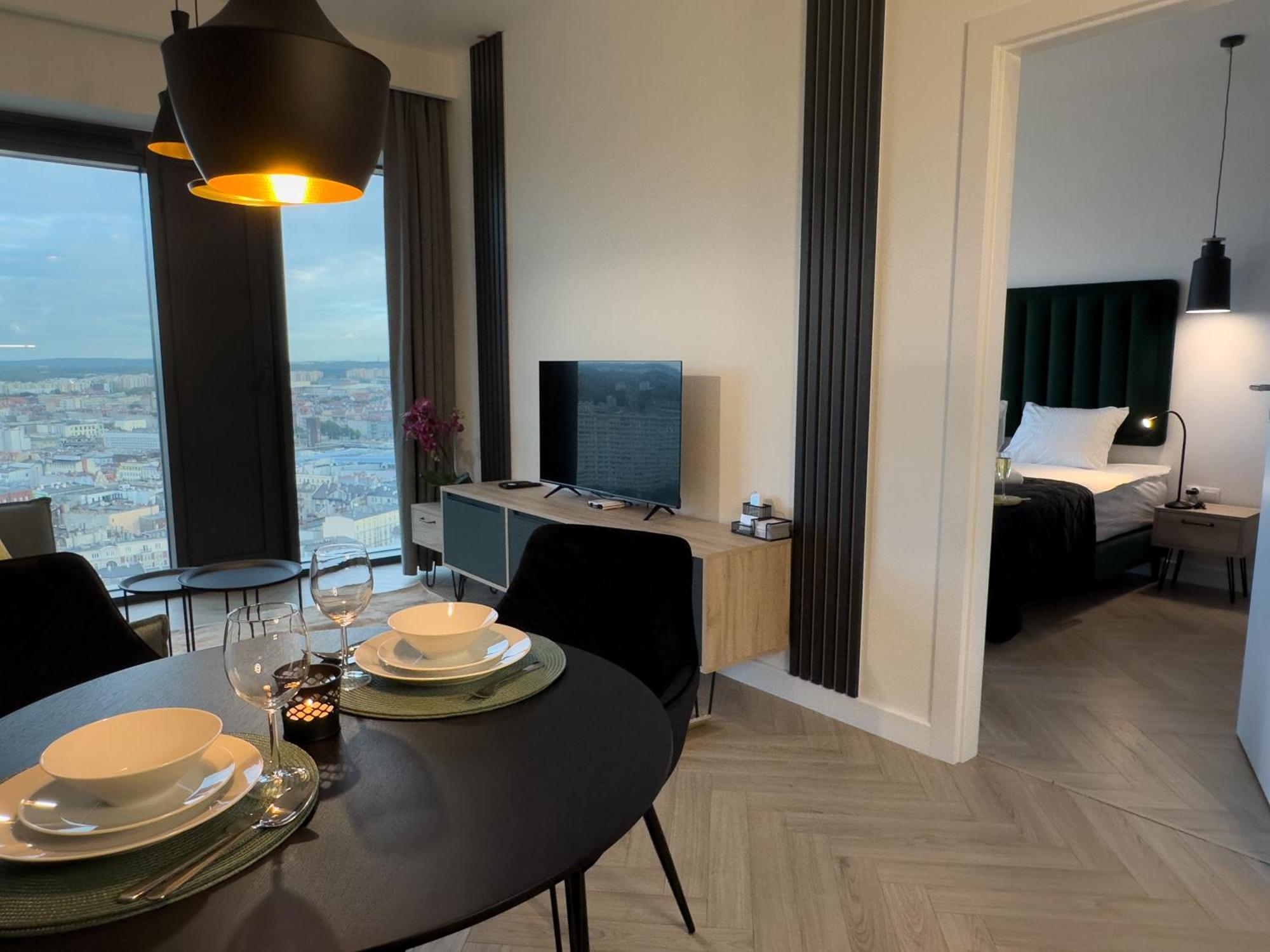 Urban Global Skyline, 25th Floor No 19, Free Garage, Self Check-in Katowice