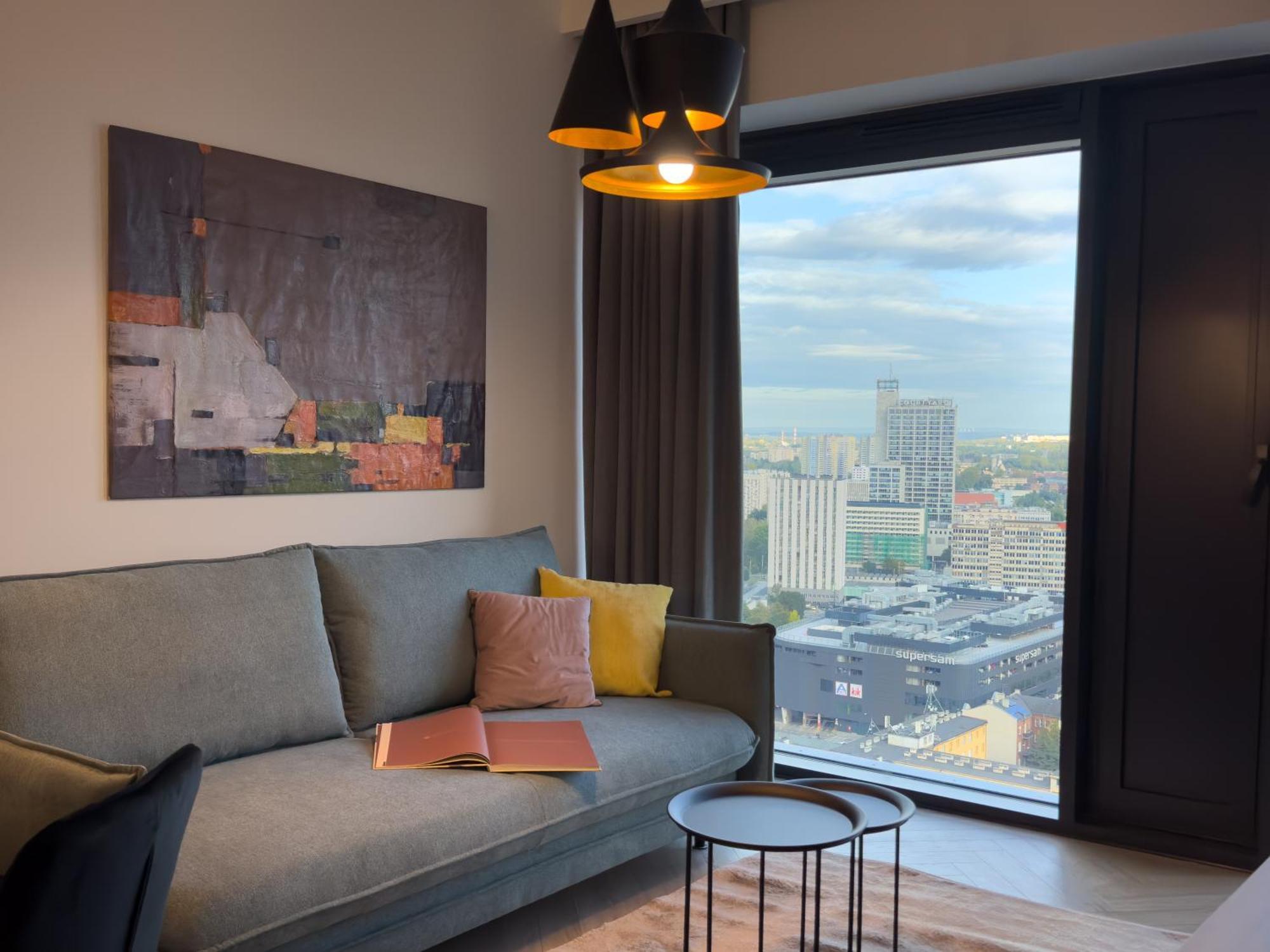 Urban Global Skyline, 25th Floor No 19, Free Garage, Self Check-in Apartment *