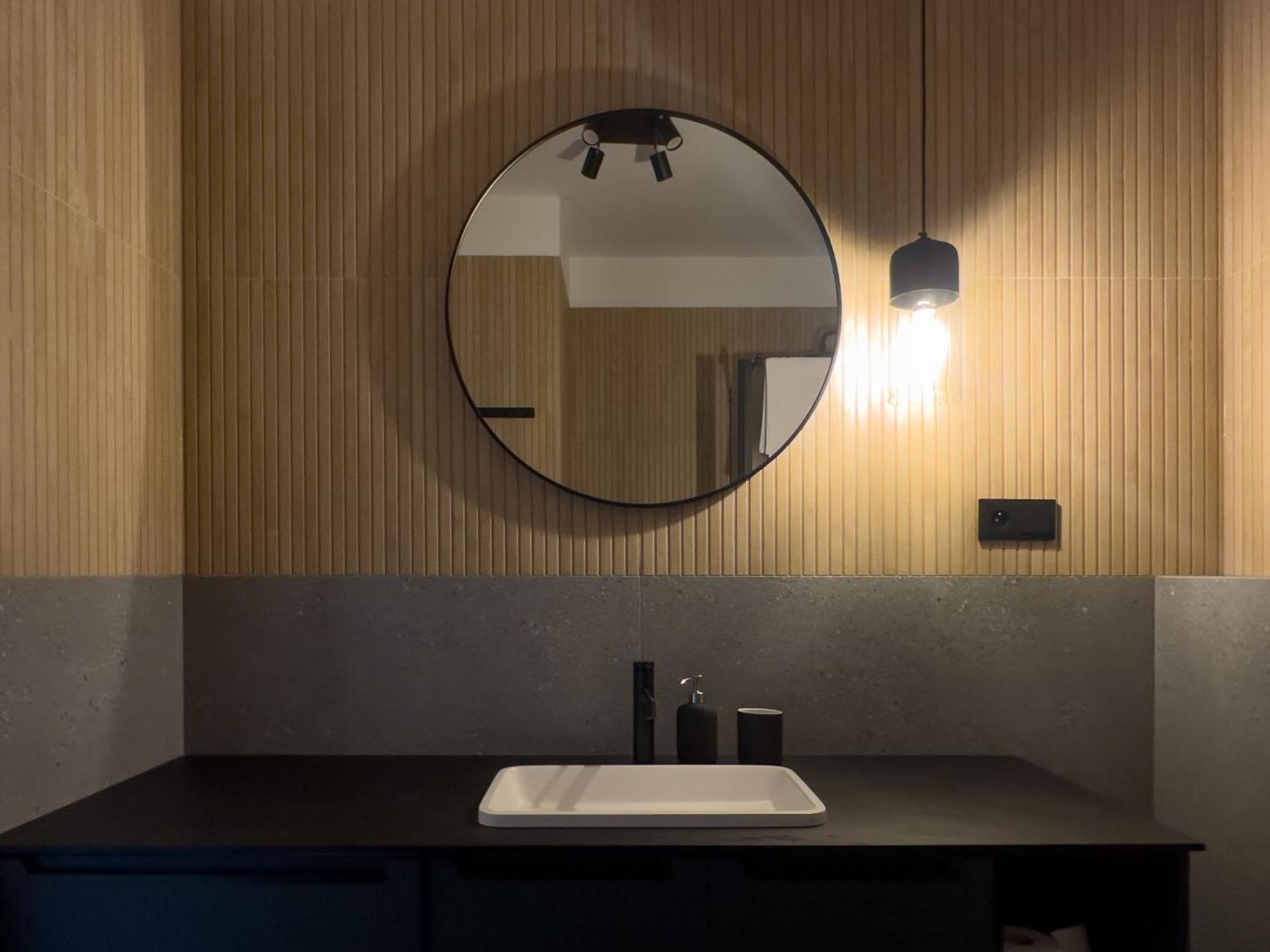 Urban Global Skyline, 25th Floor No 19, Free Garage, Self Check-in Katowice